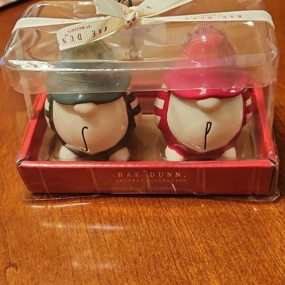 Rae Dunn Gnome Christmas Salt & Pepper Shakers NIB!